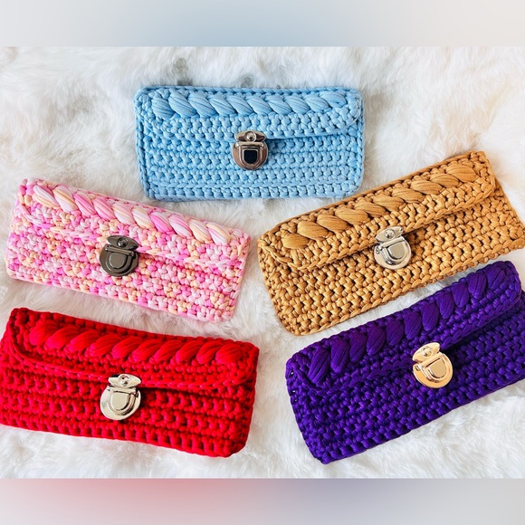 Handmade Wallet - Picture 1 of 3